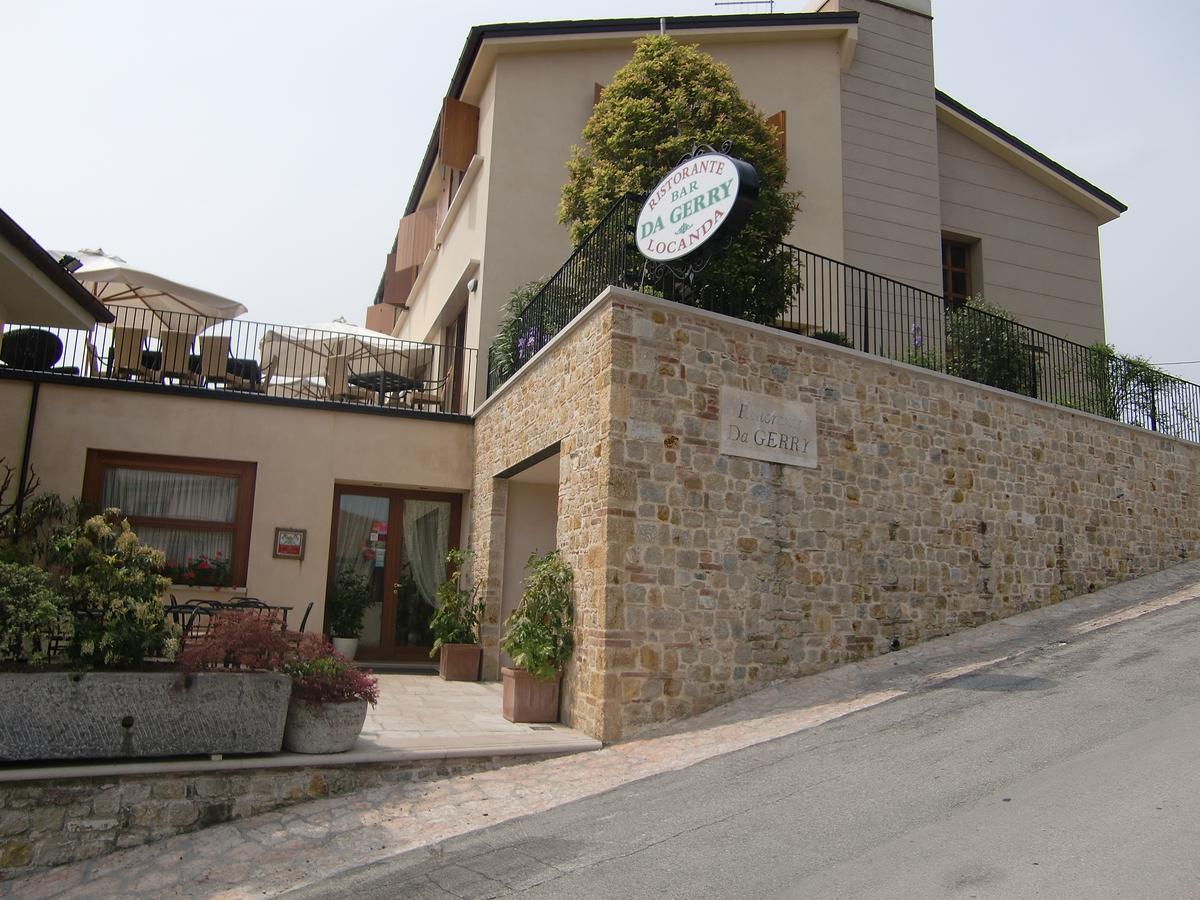 Locanda Da Gerry Castelcucco Exterior foto